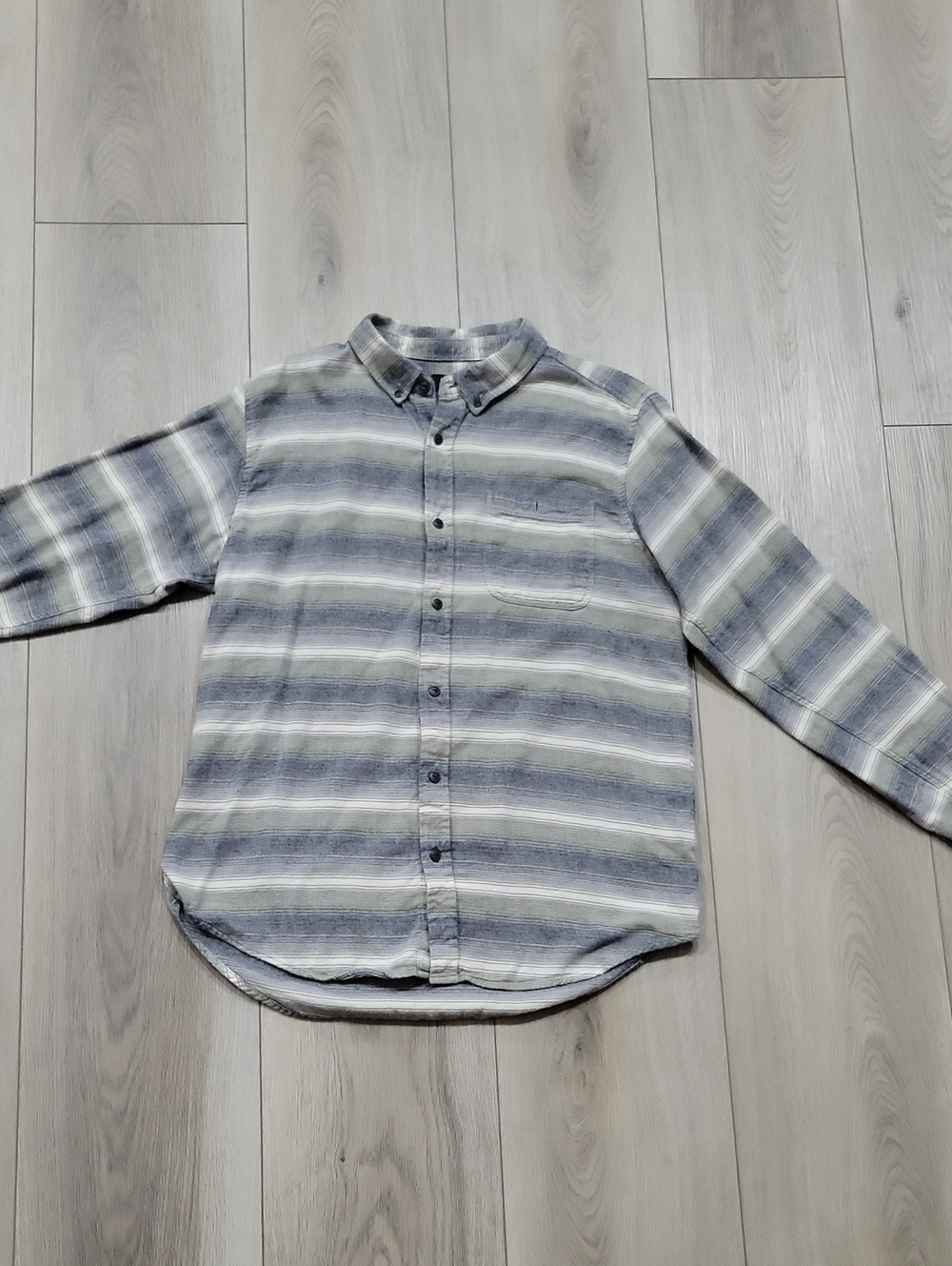 Ezekiel Men's Long-Sleeve Striped Button-Down in Gray White Blue